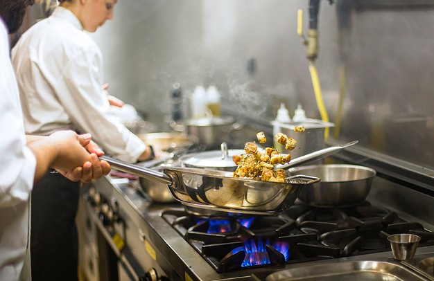 The Top 7 Ways to Save Energy in Restaurants - GWT2 Energy Consulting ...